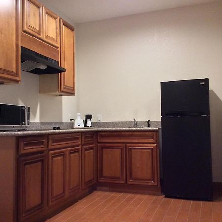 Regency Inn & Suites- Nw Houston Jersey Village Room photo